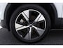 Volvo XC40 Recharge P8 AWD R-Design | Panoramadak | 360 camera | Uitkl Trekhaak