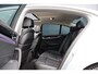 BMW 5-Serie 520d High Executive | HUD | 360° Camera | Trekhaak | ACC | Schuif-/kanteldak | Leder |