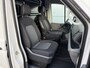 Volkswagen Crafter Volkswagen Crafter 2.0 TDI 102PK L3H2 Airco Lat betimmering Parkeersensoren voor achter