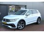 Volkswagen Tiguan 1.5 TSI 150pk DSG 2xR-Line Virtual Cockpit , Trekhaak, Camera , Navi , DAB+ , Carplay , Led verlichting etc.