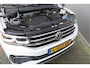 Volkswagen Tiguan 1.5 TSI 150pk DSG 2xR-Line Virtual Cockpit , Trekhaak, Camera , Navi , DAB+ , Carplay , Led verlichting etc.