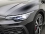 Volkswagen Golf 1.5eHybrid 200kW/272PK GTE · Panoramadak · Trekhaak · Leder · Camera · Elektrische stoel verstelling · Garantie tot maart 2030 of 100000km.