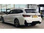 BMW 3-Serie Touring 330e M-Sport | Navi | Camera | Stoel-Stuurverwarming