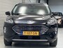 Ford Kuga 2.5 PHEV Titanium / Eerste Eigenaar / Trekhaak 1500 KG / NL Auto / Stoel- en Stuurverwarming / Verwarmde Voorruit / Navigatie / Camera / Dual-Zone Climate Control /