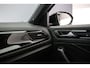 Volkswagen T-Roc R-Line Edition 1.5 TSI 150pk DSG Automaat Trekhaak, Harman Kardon audio, Panoramadak, Elektrische achterklep, Adaptive cruise control, Achteruitrijcamera
