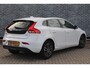 Volvo V40 1.5 T2 Nordic+ | Climate Control | Stoelverwarming | Afn. trekhaak | Panoramadak | Volvo Guard Alarm | Parkeerverwarming | Lederen bekleding | Elektr. verstelbare bestuurdersstoel incl. memory | Volvo on Call | LED koplampen | Key-less entry | Parkeersensoren voor + achter | Parkeercamera | All seasonbanden | High Performance Audio |