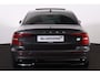 Volvo S60 Recharge T6 AWD Plus Dark - Panorama/schuifdak - IntelliSafe Assist & Surround - 360º Camera - Harman/Kardon audio - Adaptieve LED koplampen - Verwarmde voorstoelen, stuur & achterbank - Parkeersensoren voor & achter - Elektr. bedienb. voorstoelen met geheugen - Elektr. inklapbare trekhaak - 19' LMV