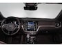 Volvo S60 Recharge T6 AWD Plus Dark - Panorama/schuifdak - IntelliSafe Assist & Surround - 360º Camera - Harman/Kardon audio - Adaptieve LED koplampen - Verwarmde voorstoelen, stuur & achterbank - Parkeersensoren voor & achter - Elektr. bedienb. voorstoelen met geheugen - Elektr. inklapbare trekhaak - 19' LMV