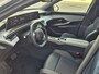 Peugeot E-3008 Allure Avantage | 210PK 73 kWh | Achteruitrijcamera | Parkeersensoren achter | Panoramic Navigation pack | Half leder / Stoffen bekleding | 18 inch LMV | Cruise control | 3-Fase oplaadmogelijkheid | Climate control | 11 kW lader | Achteruitrij assistent | Achteruitrijcamera