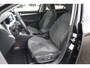 Volkswagen Golf 1.5 eTSI 130pk DSG Life Business | Navigatie | Stoelverwarming | Parkeersensoren