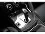Jaguar E-Pace 2.0 D150 AWD HSE R-Dynamic | Origineel NL | Dealer Onderhouden | Panoramadak | Leder | Camera | Cruise Control |
