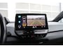 Volkswagen ID.3 204pk Life 58 kWh | Navigatie | Camera | Stoelverwarming | IQ Light