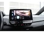 Volkswagen ID.3 204pk Life 58 kWh | Navigatie | Camera | Stoelverwarming | IQ Light