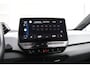 Volkswagen ID.3 204pk Life 58 kWh | Navigatie | Camera | Stoelverwarming | IQ Light