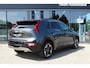 Kia Niro ExecutiveLine 64.8 kWh | Open dak | Leder | Harman Kardon | Elek. Stoel+Geheugen | Head-Up | Stoel-/stuurverw. | Stoelvent. | Elek. Klep | LMV 17 inch