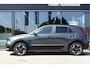 Kia Niro ExecutiveLine 64.8 kWh | Open dak | Leder | Harman Kardon | Elek. Stoel+Geheugen | Head-Up | Stoel-/stuurverw. | Stoelvent. | Elek. Klep | LMV 17 inch
