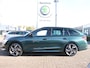 Skoda Octavia Combi 1.5 TSI MHEV Business Sportline Tour | Trekhaak | Elektrische voorstoelen | Stoelverwarming | Adaptieve cruise control | 19 inch | Highland green