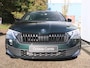 Skoda Octavia Combi 1.5 TSI MHEV Business Sportline Tour | Trekhaak | Elektrische voorstoelen | Stoelverwarming | Adaptieve cruise control | 19 inch | Highland green