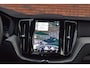 Volvo XC60 T6 350PK Plug-in hybrid AWD Plus Dark | 360 Camera | Trekhaak | 21'' |