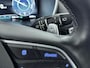 Hyundai Santa Fe 1.6 T-GDI HEV Premium Plus Sky 7p. | Panorama schuif/kanteldak | 7persoons | lederen bekleding | Navigatie, Apple Carplay Androidauto |