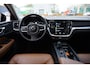 Volvo V60 2.0 B3 163pk Momentum Advantage | Trekhaak Wegklapbaar | Leer | Camera | 19" Velgen