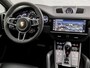 Porsche Cayenne Coupé 3.0 E-Hybrid SportDesign 463Pk Automaat (FACELIFT, SPORTCHRONO PAKKET, PANORAMADAK, ALCANTARA STUUR EN HEMEL, APPLE CARPLAY, LUCHTVERING, KUIPSTOELEN, SFEERVERLICHTING,