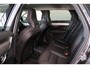 Volvo V90 T6 Recharge AWD Plus Dark - IntelliSafe Assist & Surround - 360º Camera - Harman/Kardon audio - Adaptieve LED koplampen - Verwarmde voorstoelen, stuur & achterbank - Parkeersensoren voor & achter - Elektr. bedienb. voorstoelen met geheugen - Extra getint glas - Elektr. inklapbare trekhaak - 19' LMV