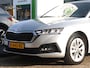Skoda Octavia Combi 1.0 TSI 110pk Business Edition | Trekhaak | Elektrische achterklep | Getint glas achter | Parkeersensoren | Navigatie |
