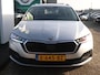 Skoda Octavia Combi 1.0 TSI 110pk Business Edition | Trekhaak | Elektrische achterklep | Getint glas achter | Parkeersensoren | Navigatie |