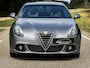 Alfa Romeo Giulietta 1.7 TBi Quadrifoglio Verde | Matt grijs | Bose | Leder / alcantara | Navi | Clima | Cruise | Stoelverw. |