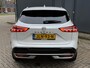 Nissan Qashqai 1.3 MHEV Xtronic Tekna Plus Automaat / Fabrieksgarantie tot 03-2028 / Trekgewicht 1800 kg / Elektrische achterklep / Panoramadak / HUD / Stuur-, Stoel en Voorruit verwarming / Stoel met massage functie / Adaptief CC /