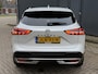 Nissan Qashqai 1.3 MHEV Xtronic Tekna Plus Automaat / Fabrieksgarantie tot 03-2028 / Trekgewicht 1800 kg / Elektrische achterklep / Panoramadak / HUD / Stuur-, Stoel en Voorruit verwarming / Stoel met massage functie / Adaptief CC /