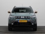 Dacia Duster TCe 130pk Mild Hybrid 4x4 Extreme | Trekhaak | Achteruitrijcamera | 1500kg TREKGEWICHT | Parkeersensoren voor + Achter |