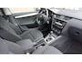 Skoda Octavia Combi 1.4 TSI 150pk DSG Style Businessline Canton Keyless Xenon 17inch LM Trekhaak Stoelverwarming *Complete Skoda* NL auto!