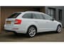 Skoda Octavia Combi 1.4 TSI 150pk DSG Style Businessline Canton Keyless Xenon 17inch LM Trekhaak Stoelverwarming *Complete Skoda* NL auto!