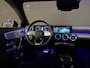 Mercedes-Benz CLA Shooting Brake 180 Business Solution AMG Automaat | Sfeerverlichting | Camera | Trekhaak | Full LED | Stoelverwarming | Navi