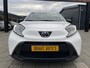 Toyota Aygo X 1.0 l CRUISE l CARPLAY l CAMERA l RIJKLAAR!