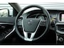 Volvo V40 T2 Automaat Polar+ | Stoelverwarming | Parkeersensoren achter | Volvo on Call | Dealeronderhouden | Navigatie | High perfomance audio | Climate control