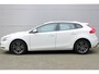 Volvo V40 T2 Automaat Polar+ | Parkeersensoren achter | Volvo on Call | Stoelverwarming | Dealeronderhouden | Navigatie | High perfomance audio | Climate control