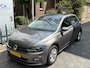 Volkswagen Polo 1.0 TSI Highline Business R Navigatie /Alu wielen/PDC/Airco