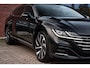 Volkswagen Arteon Shooting Brake 1.4 TSI eHybrid R-Line Pano Trekh ACC Massage DCC 19inch