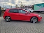 Volkswagen Golf 1.5 TSI Highline | Met o.a. panoramadak, climate control, ergonomische stoelen en stoel- en stuurwielverwarming