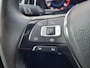 Volkswagen Golf 1.5 TSI Highline | Met o.a. panoramadak, climate control, ergonomische stoelen en stoel- en stuurwielverwarming