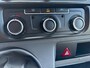 Volkswagen Transporter 2.0 TDI 140pk DC 5-Pers Airco, Navi, Cruise, 18Inch, TrHaak, NAP