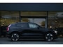 Volvo EX30 Single Motor Extended Range Plus 69 kWh | Achteruitrijcamera | Draadloze telefoonlader | Extra getint glas