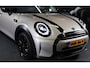 MINI Cooper Mini 1.5 Camden / 5 Deurs / Head Up / Camera / Leder / Open Panoramadak / Led / Pdc / 17 Inch