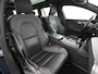Volvo V60 2.0 T8 Recharge AWD R-Design | Panoramadak | Trekhaak | Camera | Zondag Open!