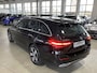 Mercedes-Benz C-klasse Estate 300e T AVANTGARDE ** LED, MBUX+, PANORAMA, TREKH, WINTER- & SPIEGEL-PACK, KEYLESS ** 1e EIG - UNFALLFREI ** ** INFORMEER OOK NAAR ONZE AANTREKKELIJKE FINANCIAL-LEASE TARIEVEN **