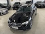 Mercedes-Benz C-klasse Estate 300e T AVANTGARDE ** LED, MBUX+, PANORAMA, TREKH, WINTER- & SPIEGEL-PACK, KEYLESS ** 1e EIG - UNFALLFREI ** ** INFORMEER OOK NAAR ONZE AANTREKKELIJKE FINANCIAL-LEASE TARIEVEN **