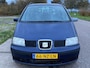 SEAT Alhambra 2.0 Stella 7 Persoons! ECC Audio/CD Electric pakket LMV 16" Cruisecontrol Dealeronderhoud 114839 km's NAP! Nw Apk!